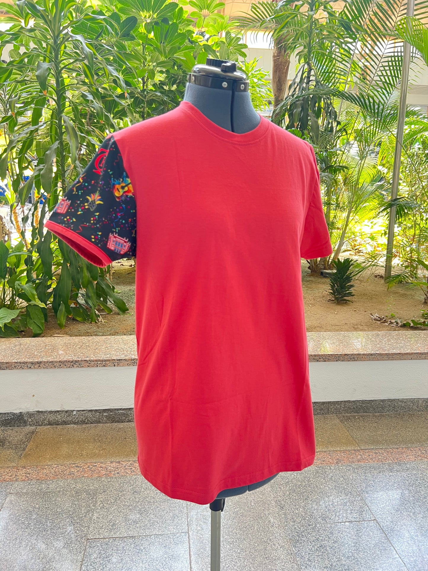 Camiseta Carnaval Roja