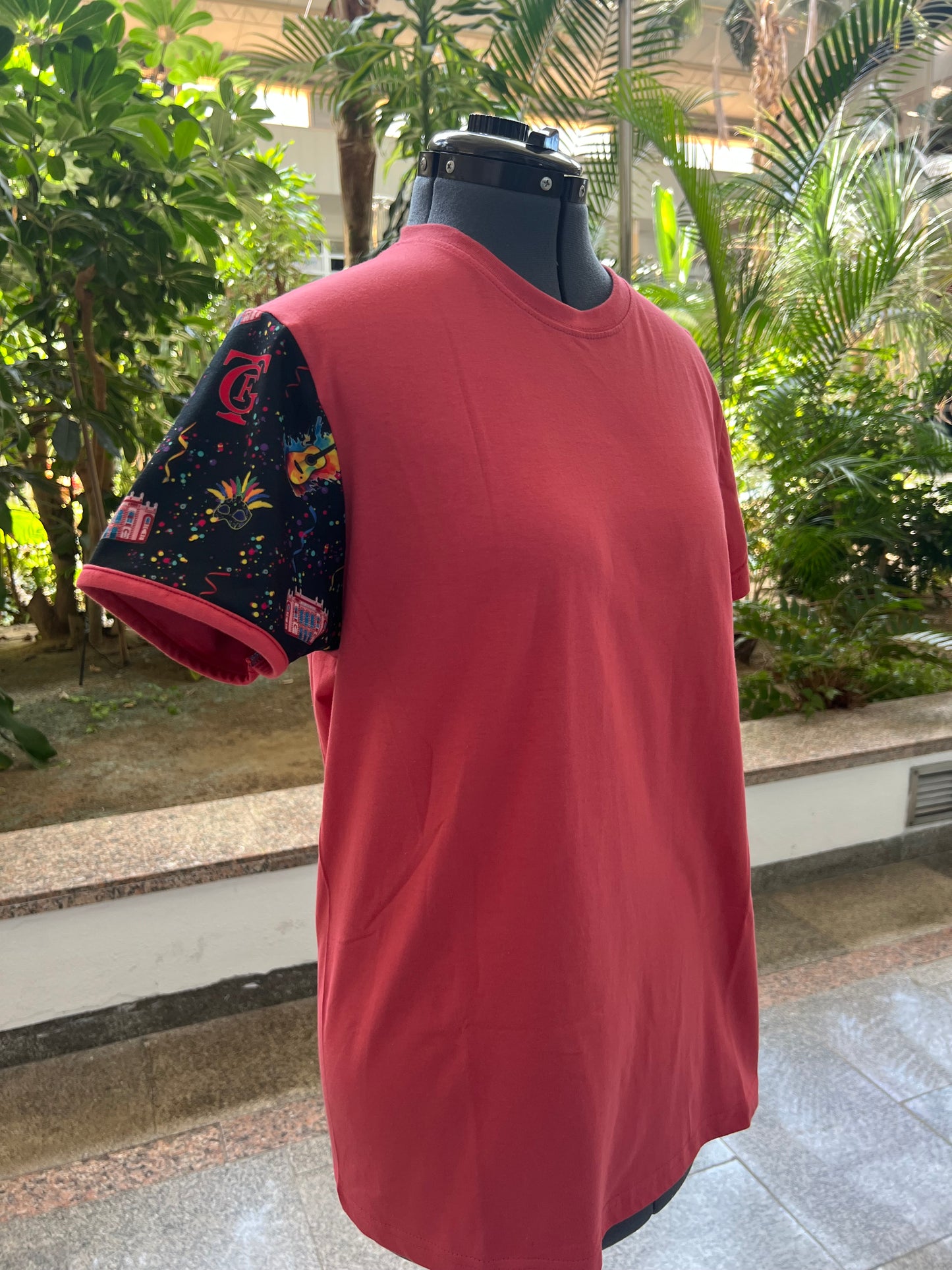Camiseta Carnaval Roja